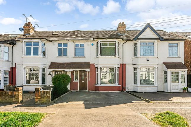 3 bed property, in Marmion Avenue, £550,000