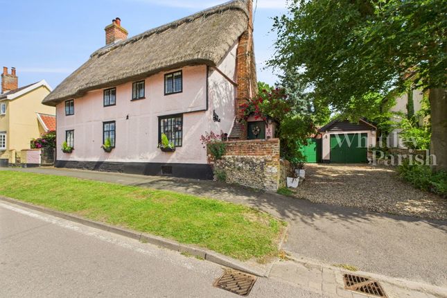 3 bed property, in The Street, £500,000