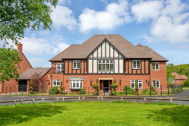 5 bed property, in Josiah Drive, £1,075,000