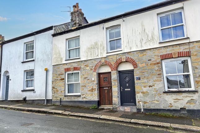 2 bed property, in 21 Carclew Street, £39,000