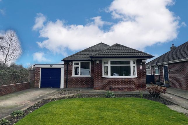 2 bed property, in Hawthorn Lane, £500,000