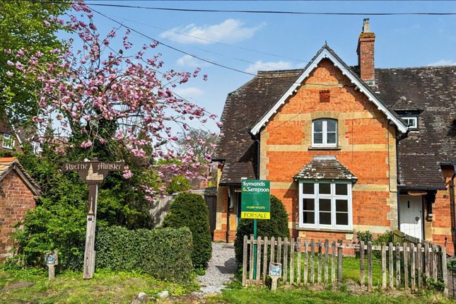 2 bed property, in The Chalk, £475,000