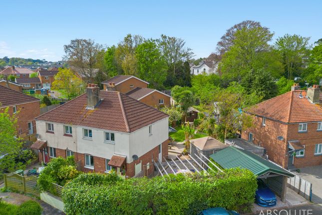 3 bed property, in Broadlands Avenue, £280,000
