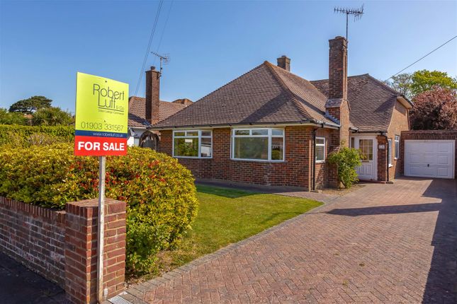 3 bed property, in Cowdray Drive, £625,000