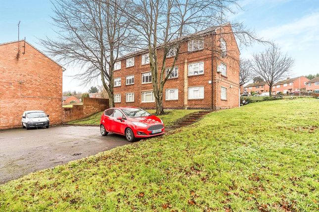 3 bed property, in Central Drive, £125,000