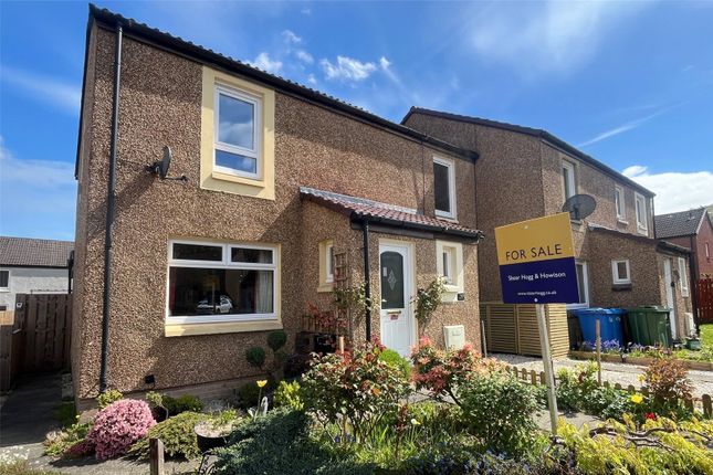 2 bed property, in Maryfield Park, £160,000
