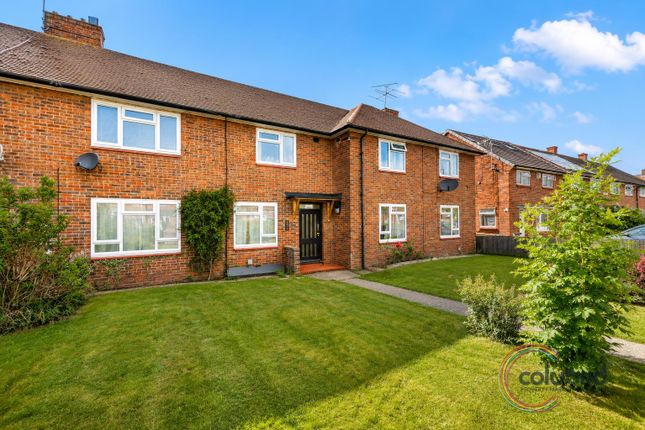 1 bed property, in Daiglen Drive, £180,000
