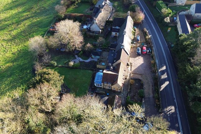 4 bed property, in Gayhurst, £600,000