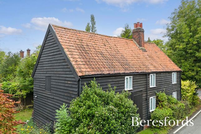 2 bed property, in St. Marys Lane, £400,000