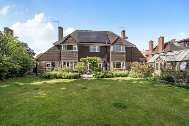 4 bed property, in Southwell Park Road, £900,000
