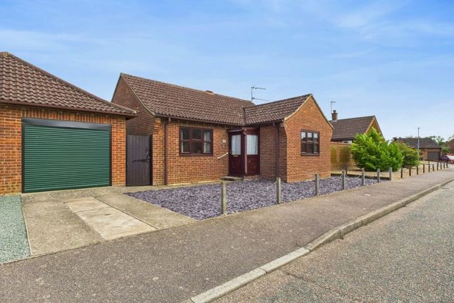 2 bed property, in 36 Alexandra Way, £180,000