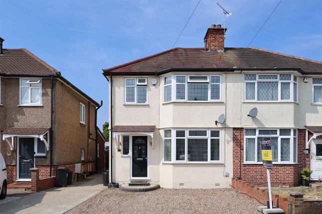3 bed property, in Southfield Close, £525,000