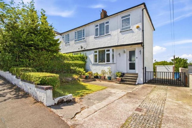 2 bed property, in Rockmount Avenue, £210,000