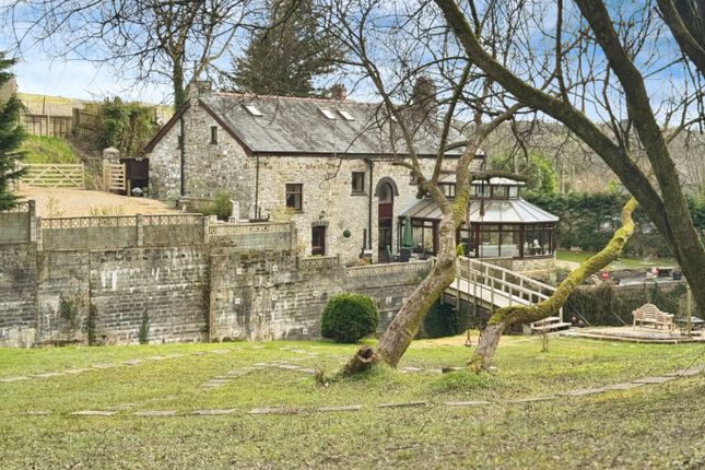 4 bed property, in Mynachlog Road, £525,000