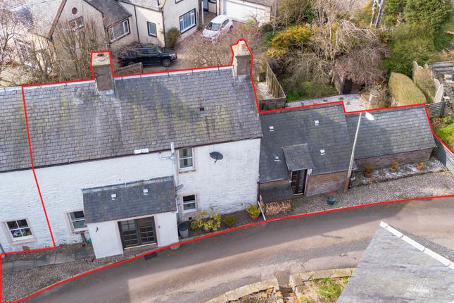 3 bed property, in Manse Lane, £190,000