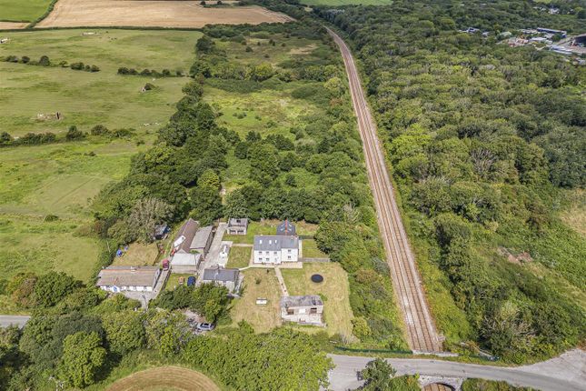 8 bed property, in Llandow, £1,395,000