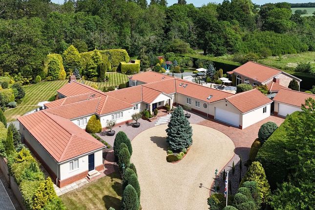 6 bed property, in Hatchet Lane, £1,950,000