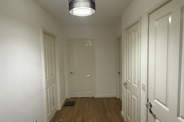 2 bed property, in Lincoln Road, £135,000