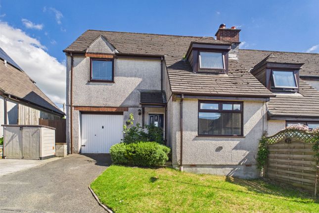 3 bed property, in Lutyens Fold, £250,000