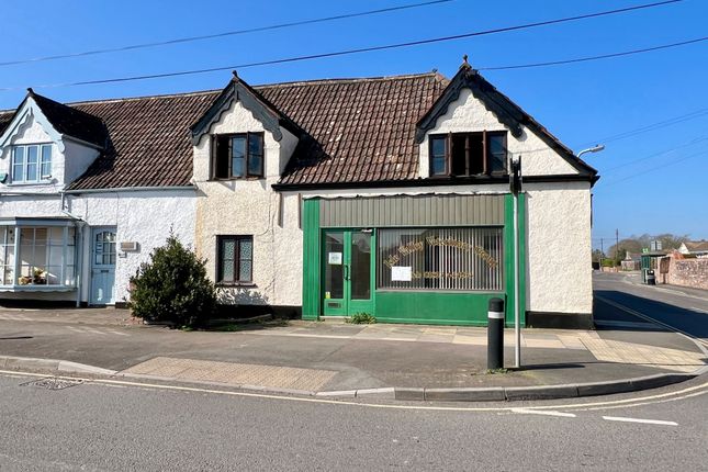 4 bed property, in Creech St. Michael, £185,000