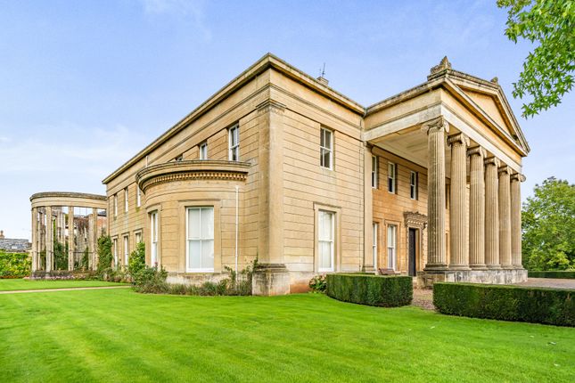 3 bed property, in Whitbourne Hall, £340,000