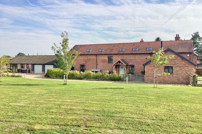 6 bed property, in Gradeley Green, £1,095,000