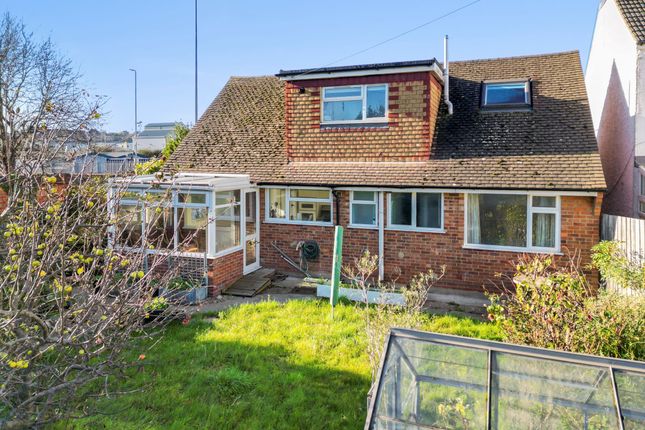4 bed property, in Railway Road, £349,950