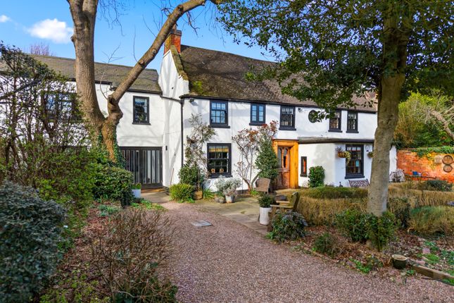 5 bed property, in The Old Cottage, £1,150,000