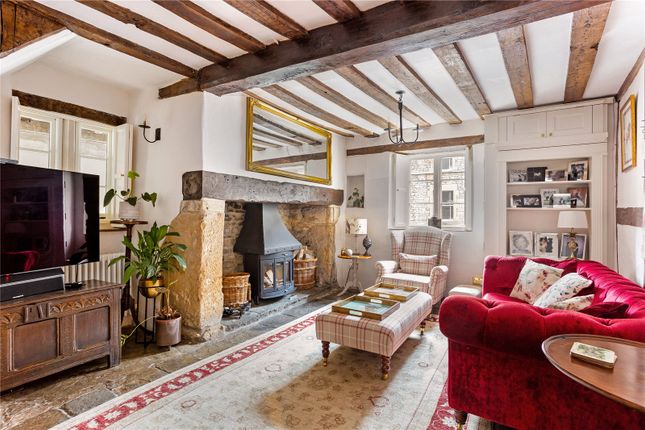 4 bed property, in High Street, £775,000