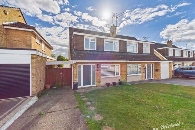 3 bed property, in Apollo Close, £375,000
