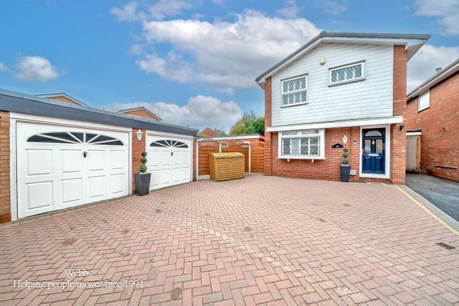 3 bed property, in Coltsfoot View, £375,000
