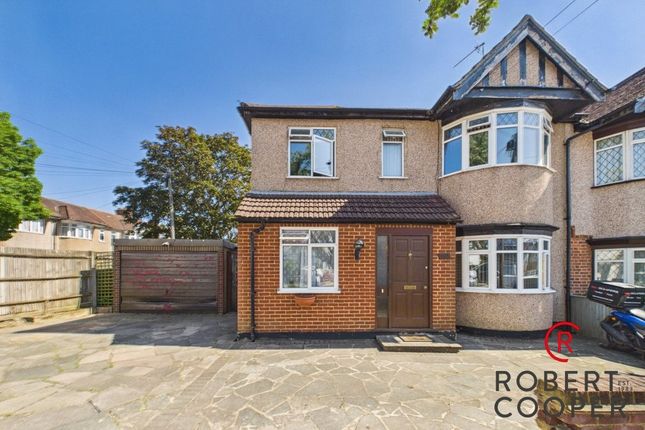 5 bed property, in Beverley Road, £800,000