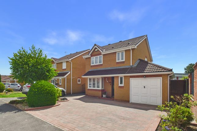 3 bed property, in Hickton Drive Chilwell, £395,000