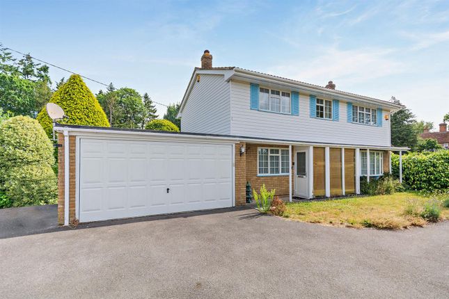 4 bed property, in Vyne Road, £600,000
