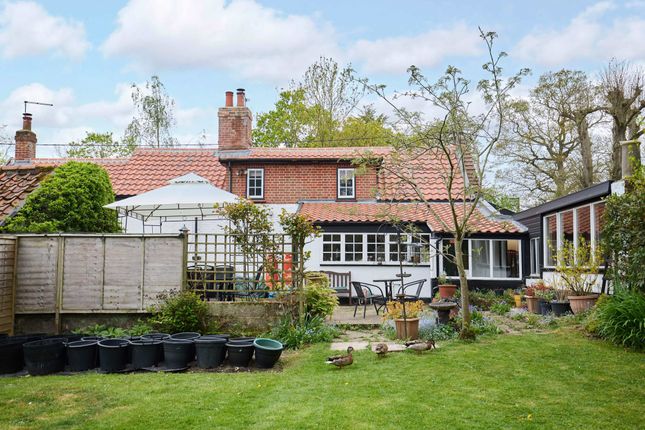 4 bed property, in Church Road, £490,000