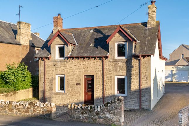 4 bed property, in Alexander Cottage, £290,000