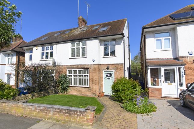 4 bed property, in Chesterfield Road, £1,050,000