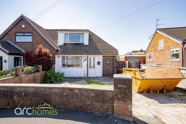 3 bed property, in Lulworth Drive, £180,000