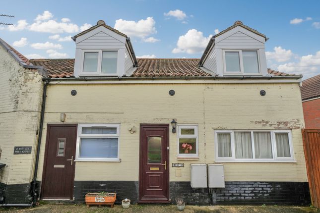 3 bed property, in Chapel Road, £220,000