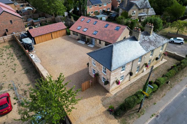6 bed property, in New Road, £875,000