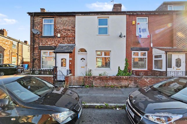 2 bed property, in 3 Watts Street, £150,000