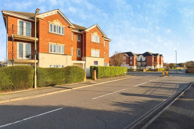 2 bed property, in St. Helier Road, £170,000