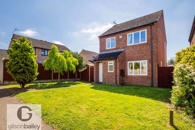 3 bed property, in Highview Close, £300,000