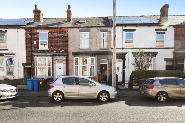 5 bed property, in Shoreham Street, £200,000