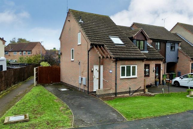 2 bed property, in Cumbrian Way, £169,000