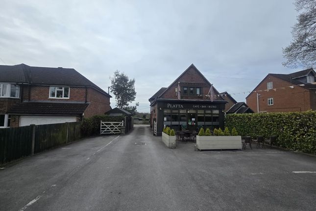 2 bed property, in 249-251 Belper Road, £250,000