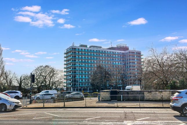 1 bed property, in Wellington Street, £49,950