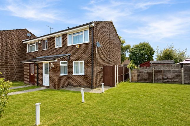 3 bed property, in Begonia Close, £365,000