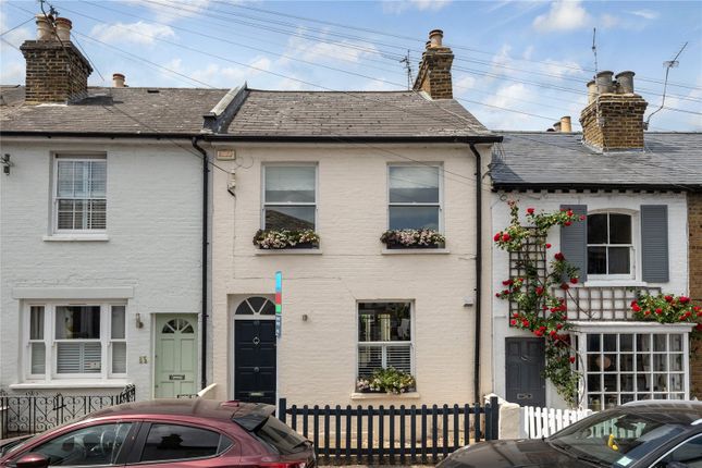 2 bed property, in Albert Road, £1,175,000