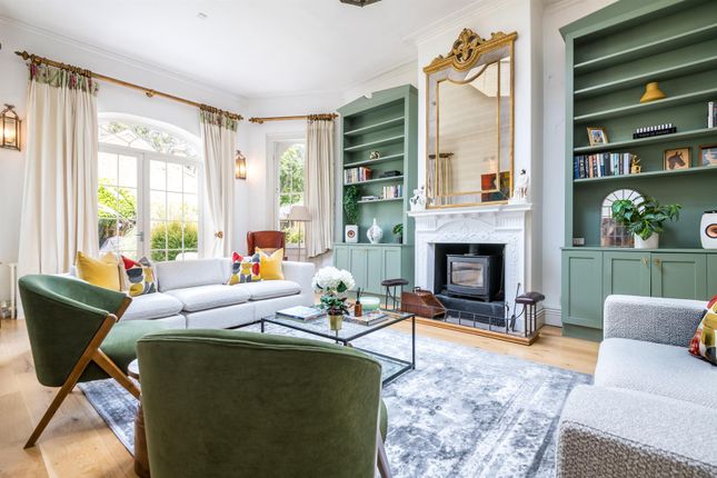 6 bed property, in Camberwell Grove, £2,750,000